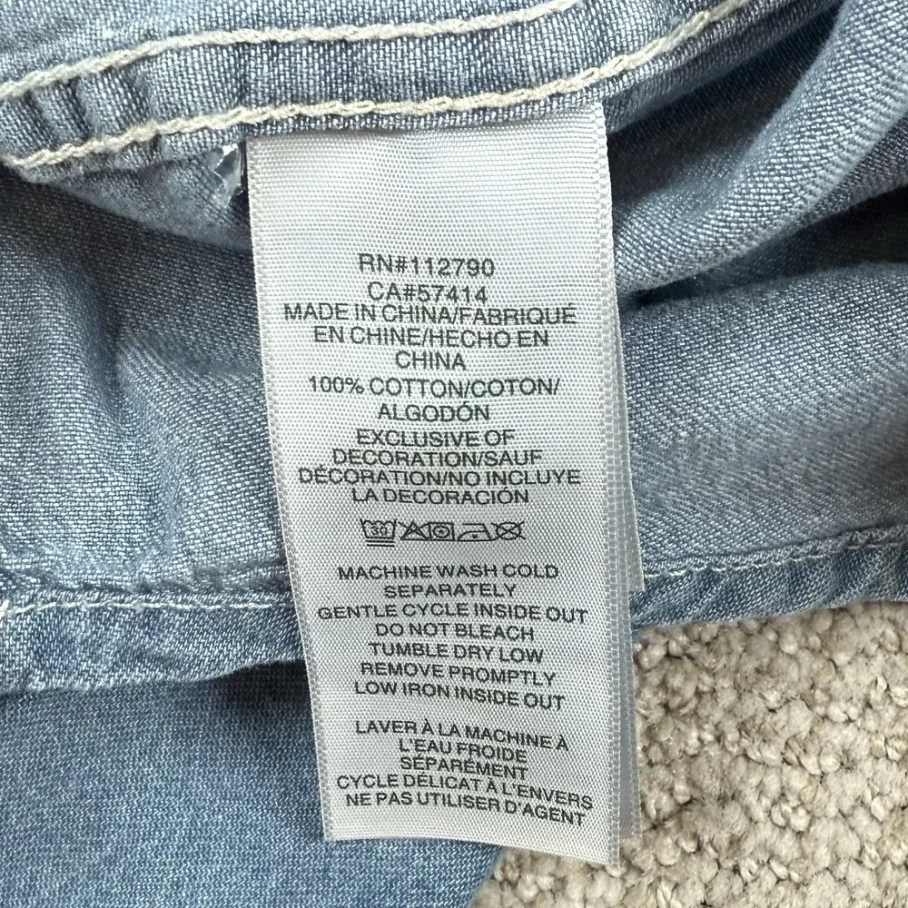 NWT True Religion Men's Small Pearl Snap Chambray Long Sleeve Button Up Shirt